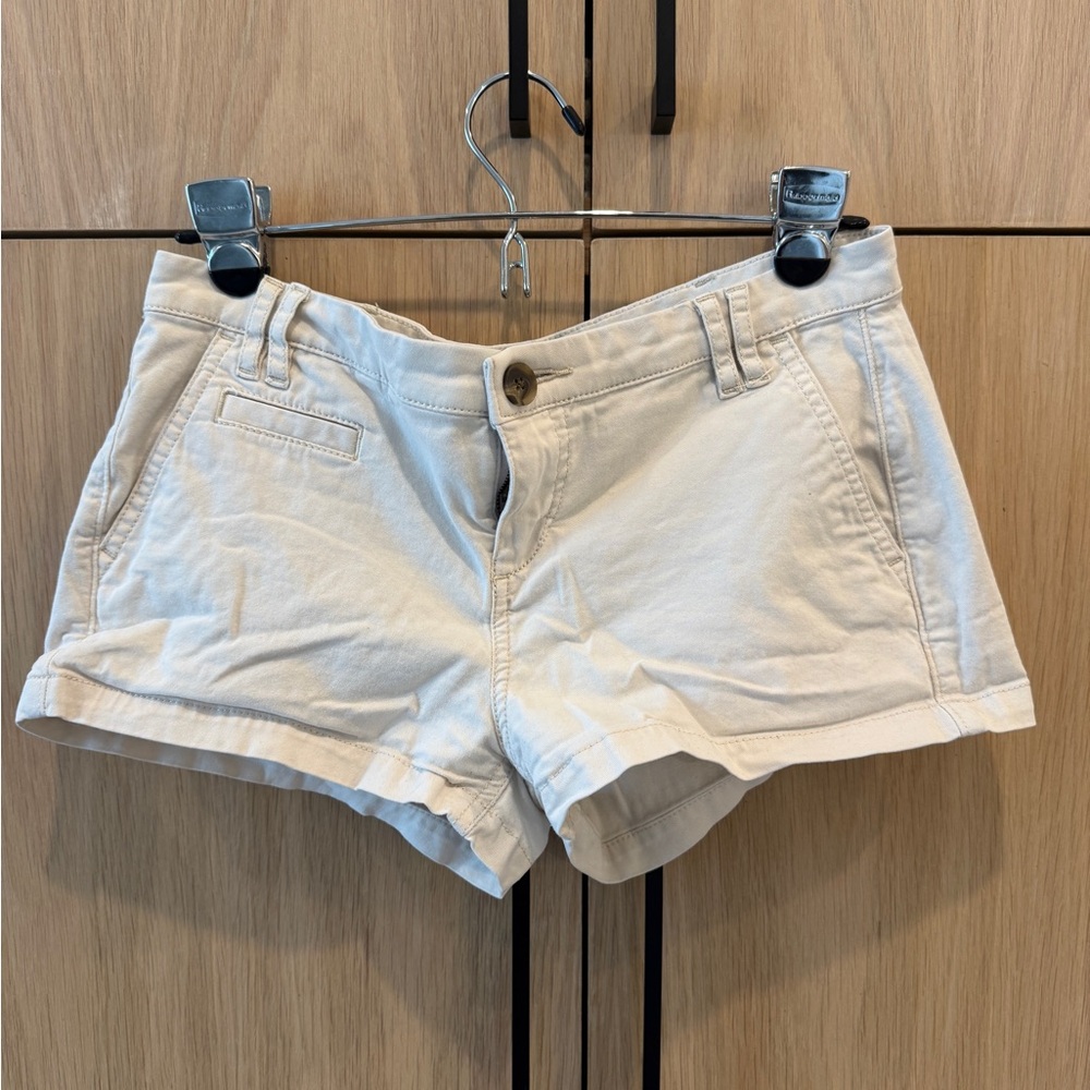 Express low-waist Cream Casual Shorts